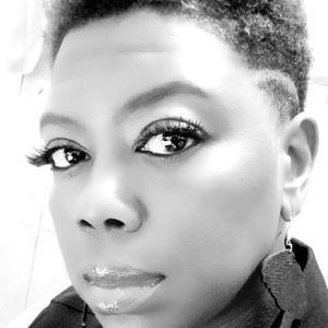 Meet your Posher, Tania